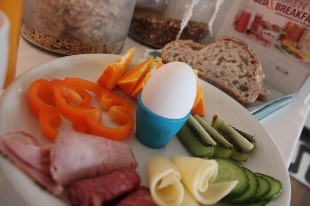 Vallarnas Bed & Breakfast Фалкенберг Екстериор снимка